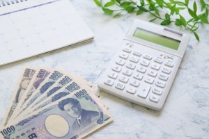 貯蓄型・掛け捨て型の医療保険はどっちが人気でおすすめ？その違いとは