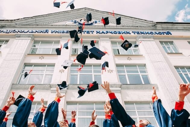 学資保険の祝い金や満期金の税金
