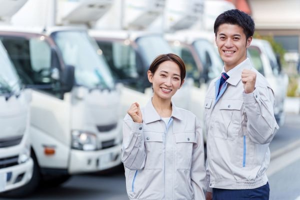法人で自動車保険を契約するメリットとデメリット