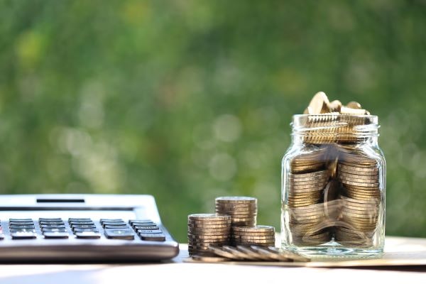 個人年金保険料控除とは？個人年金保険料税制適格特約の条件と注意点