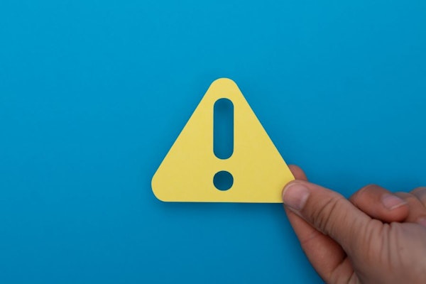 がん保険をやめたい人必見！やめなければよかったと後悔する前に確認すべき事