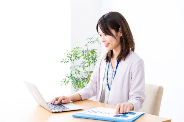 生命保険料控除を申告する際に必要な書類とは