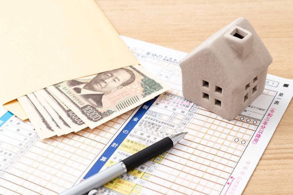 【2025年版】保険料控除って何？申告すればいくら戻る？生命保険料控除と地震保険料控除がよくわかる記事まとめ