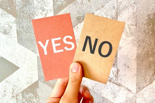 自動車保険を使うべきか判断する際のポイントは？