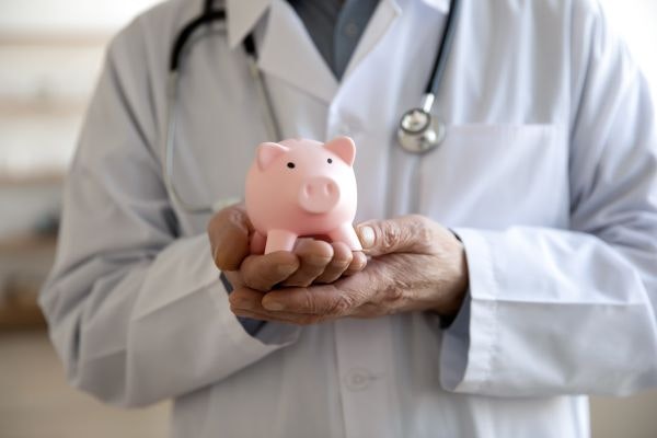 白血病の医療費は平均どのくらい?