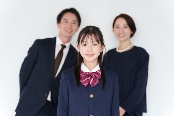 保険やNISA・iDeCoを活用！教育資金や老後資金の準備方法を解説