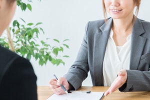 相談しやすく親身なサポートをしてくれる、優秀な保険外交員を見極めるポイント