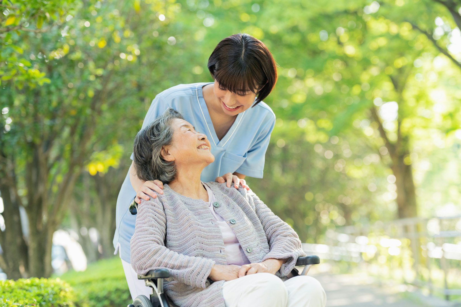 高齢者の医療費負担は増えている？知っておきたい3つの制度変更