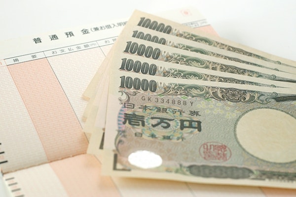 死亡保険に加入するなら終身保険と定期保険どちらがいい？各保険の特徴や選び方をご紹介