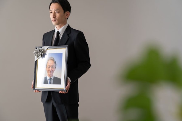 死亡保険金はいくらから税金がかかる？税金がかからない場合もある？損をしない生命保険の契約形態とは？
