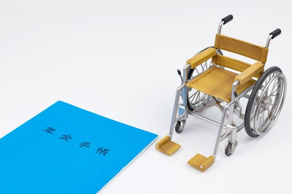 障害厚生年金の加給年金を受け取ることができる人