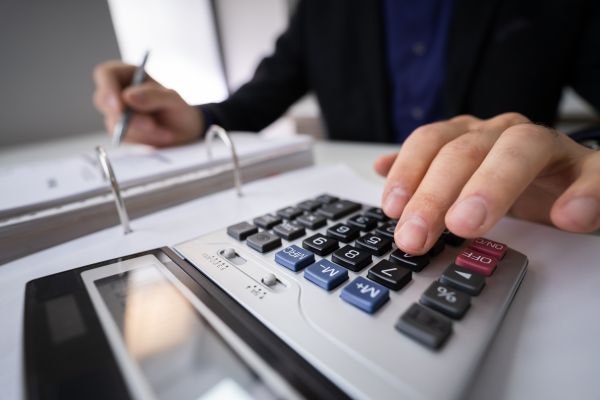 解約返戻金の税金はどれくらい?ケース別にシミュレーション