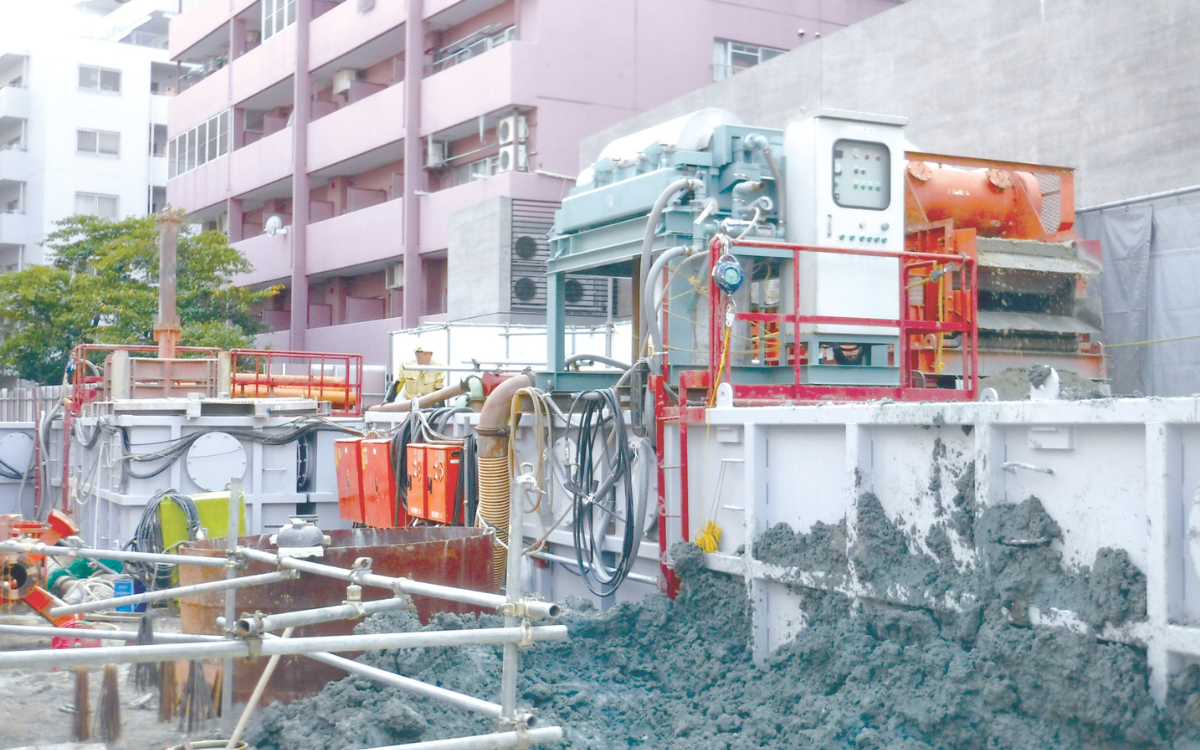 狭小地での都市開発工事に最適解！リバースサーキュレーション