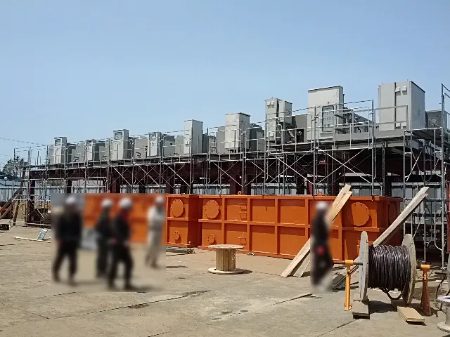 脱水機（遠心分離機）設置状況　HS-500MW×7台、HS-600MW×2台 の写真