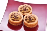 〈いづつや饅頭〉「わっしょい百万夏まつり」コラボ饅頭 期間限定販売