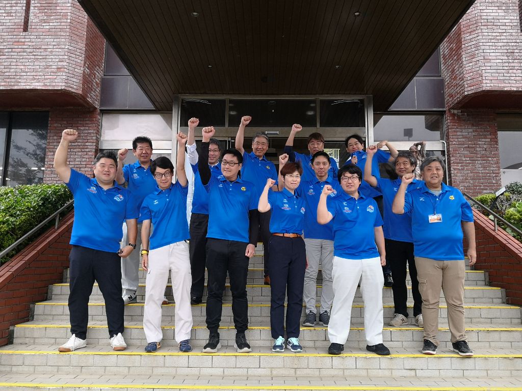 地域とアローズをつなげ！ 自治体連携ポロシャツが完成！ | お知らせ