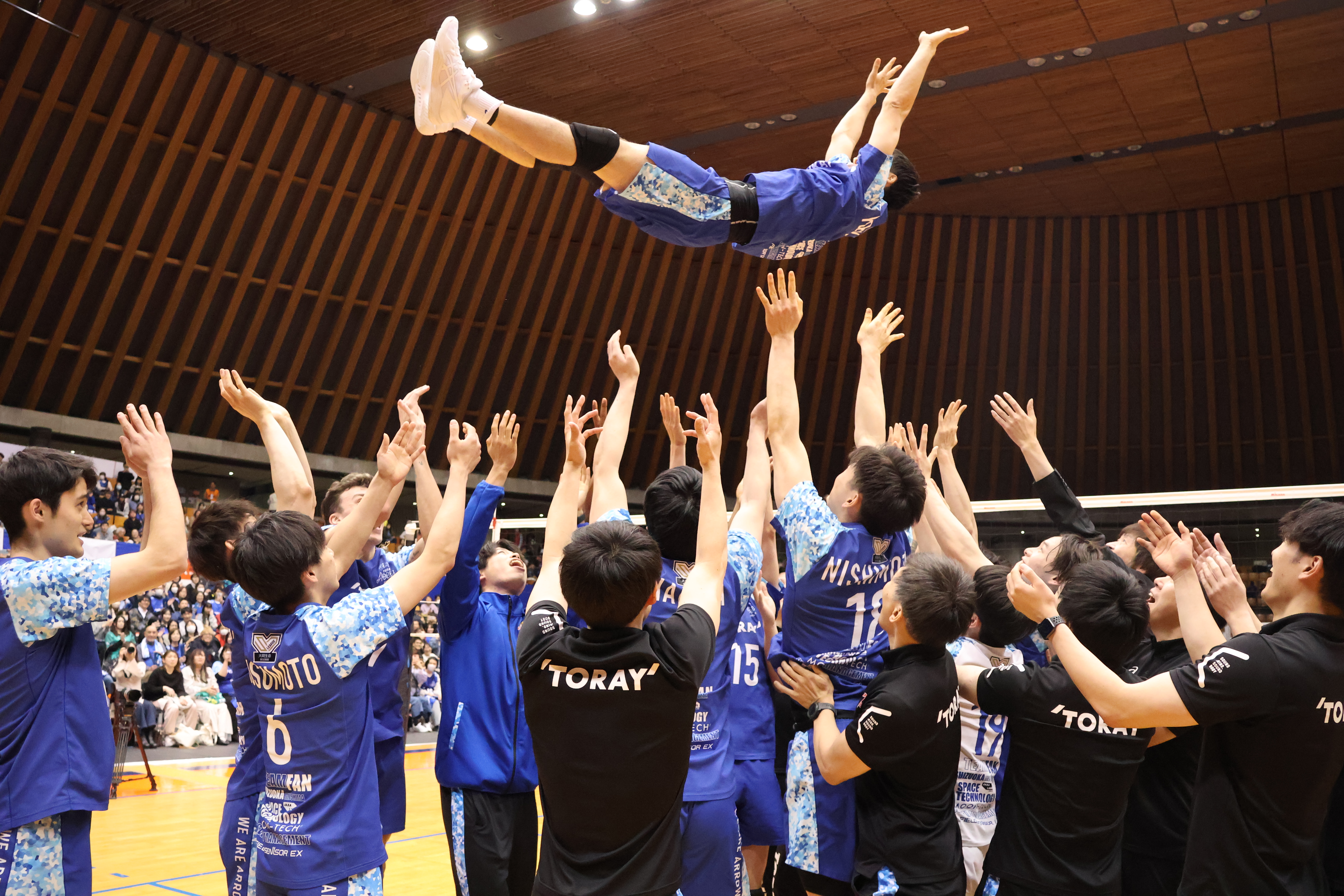 米山裕太選手の引退セレモニーを行いました | お知らせ | 東レアローズ
