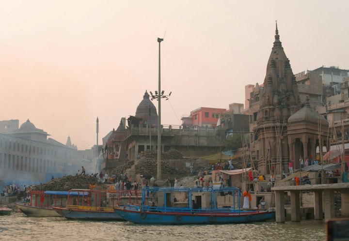 祖先のために旅をする16日間―インド・ガヤの「ピトリ・パクシャ」に学ぶ、墓じまい後の“会いに行く供養”