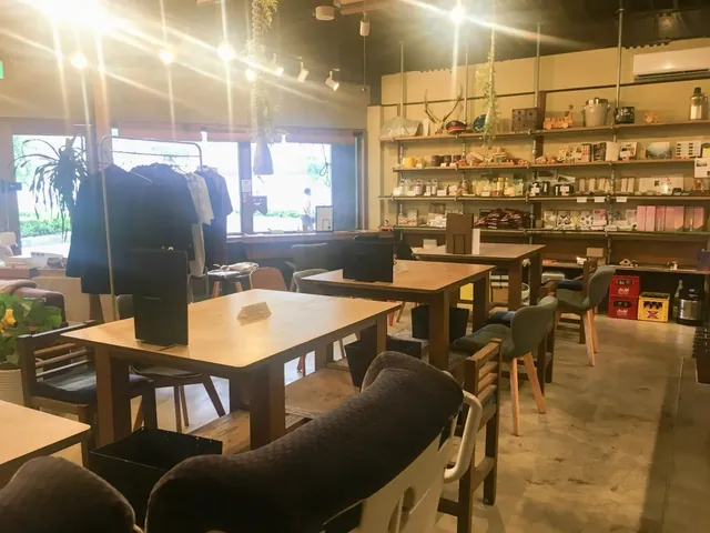 いいオフィス阿波池田駅前 by 4S STAYの店内