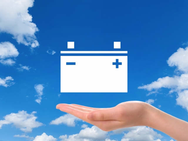 さよならレアメタル、未来のバッテリーは「タンスの匂い」がするらしい