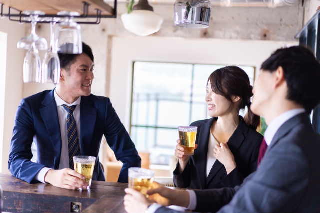 同窓会の会話はなぜ「勝ち負け」のゲームになるのか