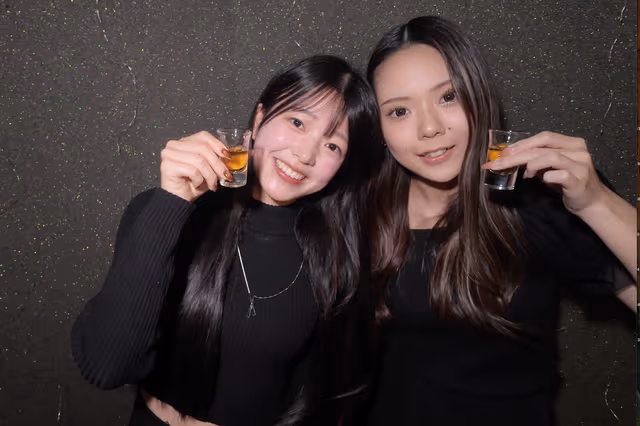 東大和スナックLALAのキャスト