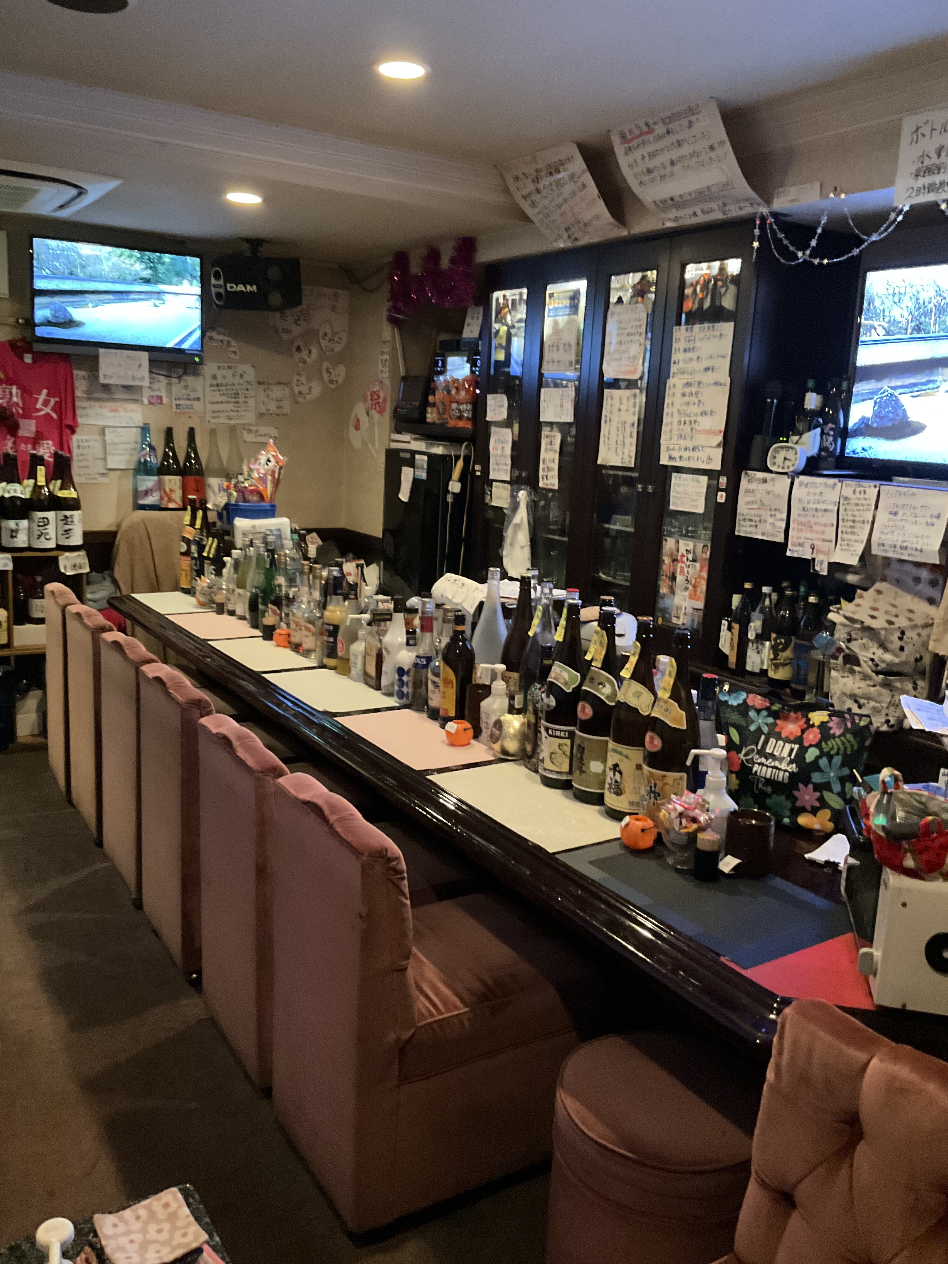 広島スナック多たえ愛の店内写真