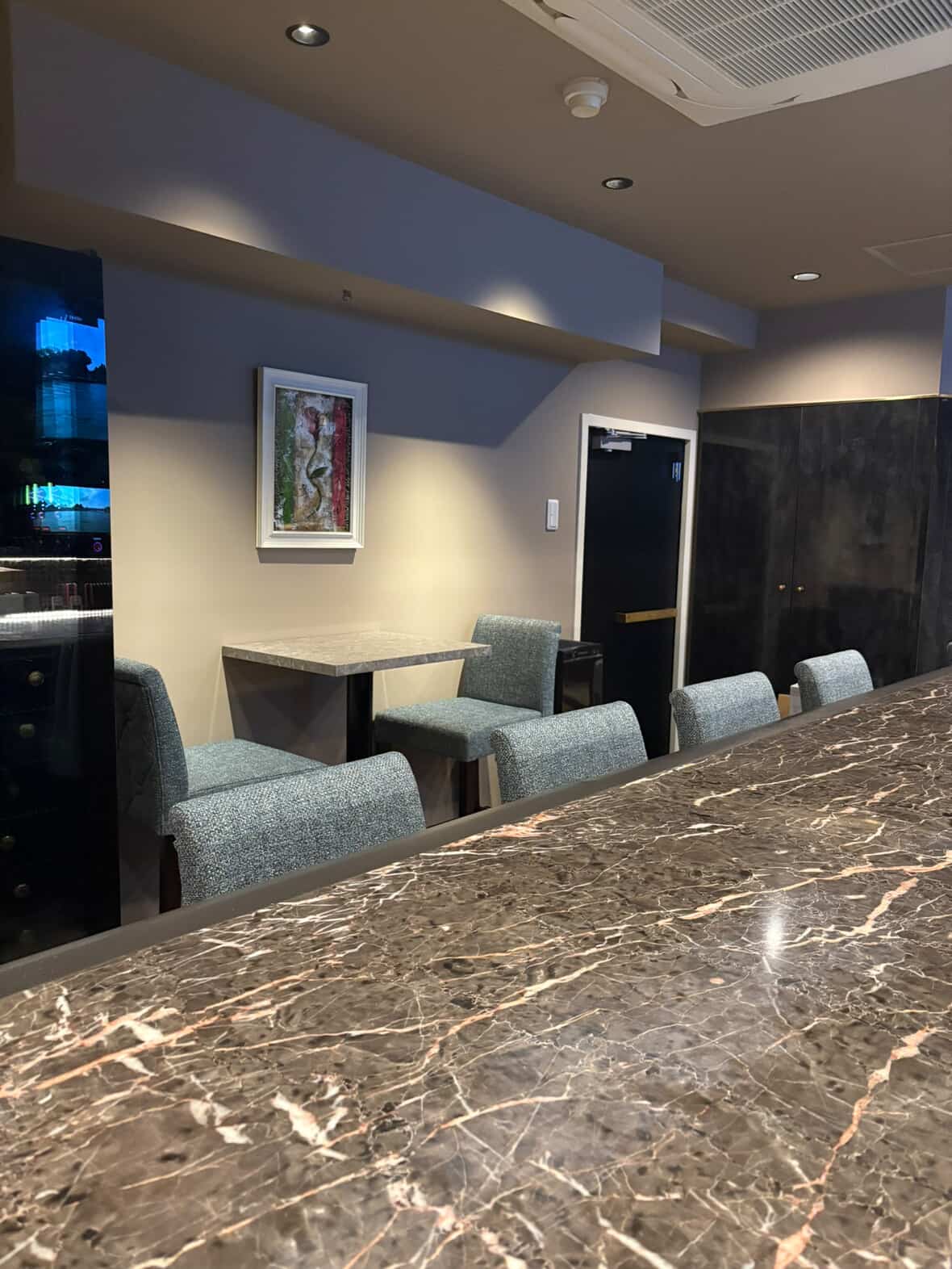 北新地スナックSaraの店内写真