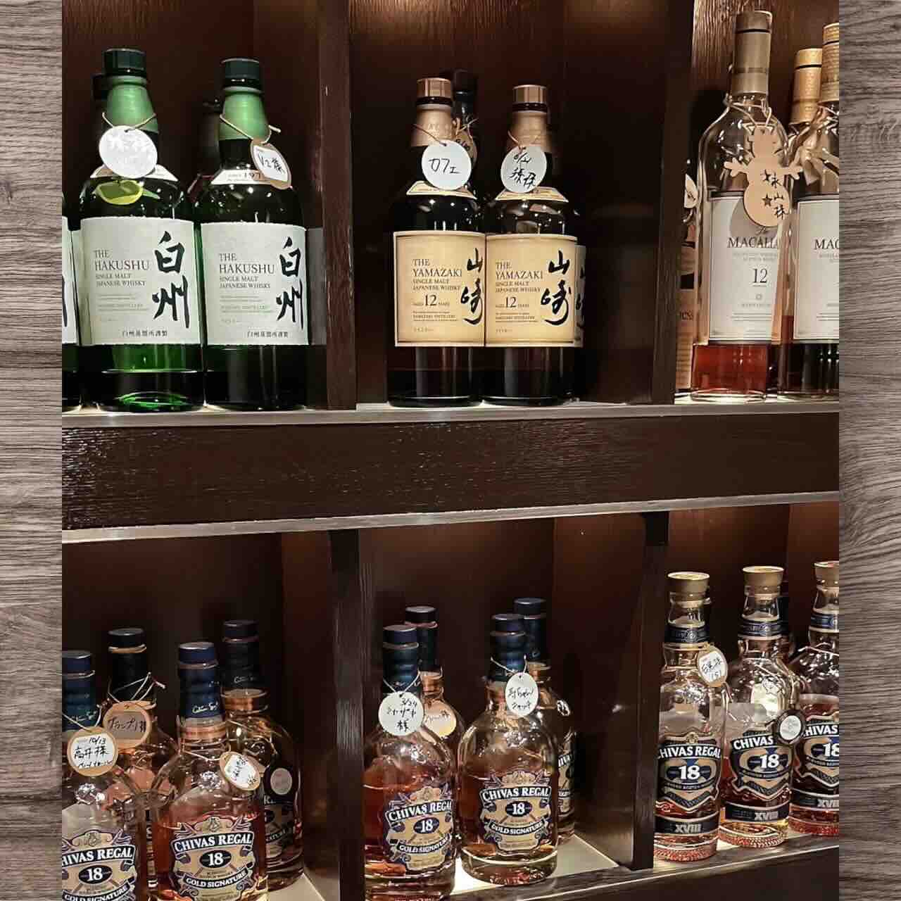新宿のスナックA DAYのお酒写真