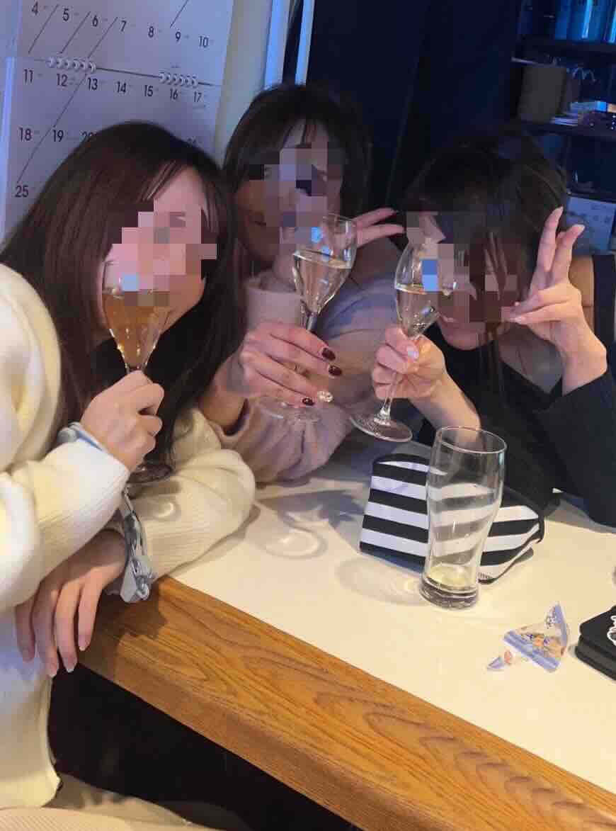甲府スナックLip'sのキャスト写真