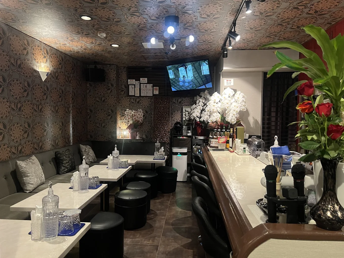 鹿児島スナックアドリブの店内写真