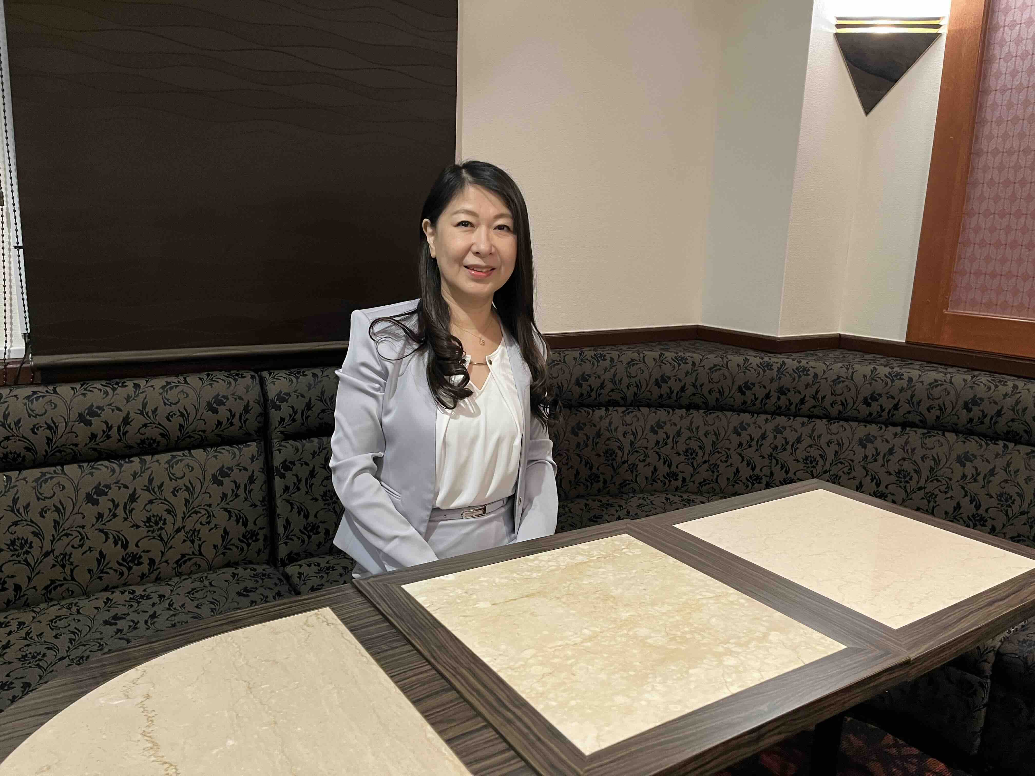 湯島スナックぴんぽんのママ写真