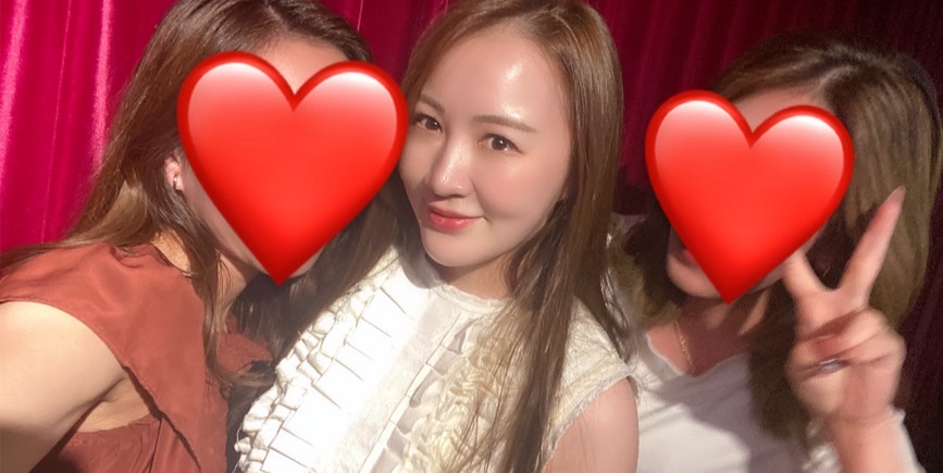 TOKYO RED CLUBのママとキャスト