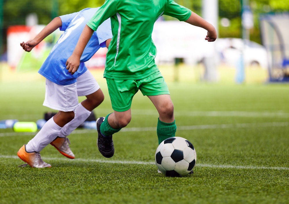 サッカーをしている様子