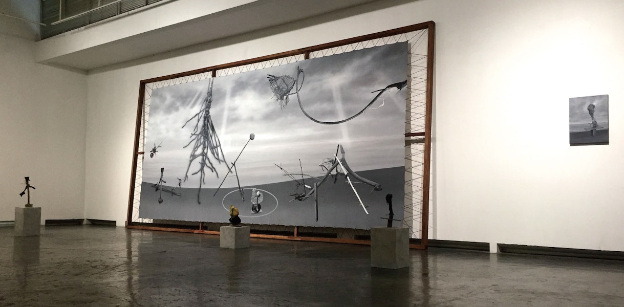 The World began without Human beings and would end without Humanity 世界は人間なしに始まったし、人間なしに終わるだろう