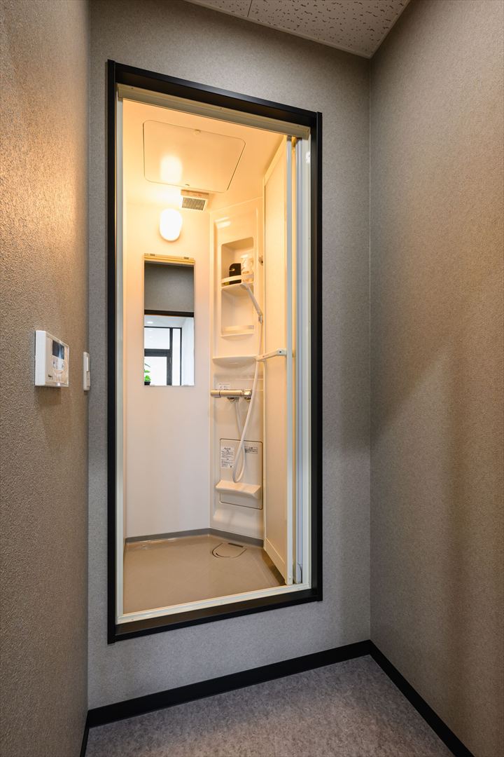 愛知県名古屋市100㎡以上（30坪以上）の事務所(会社事務所)のユニットハウス・プレハブ・コンテナハウス、シャワールーム