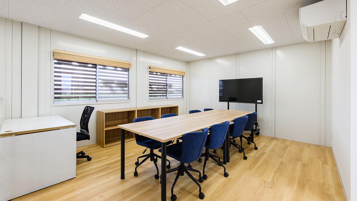 ユニットハウス・プレハブ・コンテナハウス | 市原店/展示場、事務所棟 2F 内覧（57MS1 3連棟 2F）