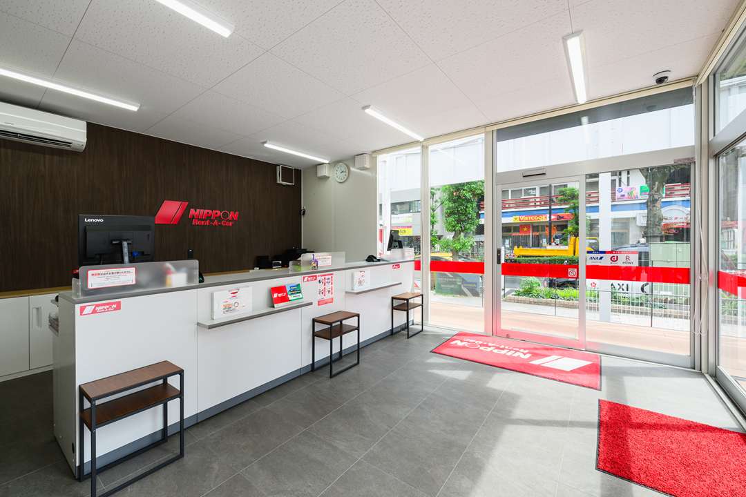 ユニットハウス・プレハブ・コンテナハウス 、 東京都大田区 の事務所 (自動車販売事務所)/店舗 (事務所兼店舗)、内覧 事務室 正面