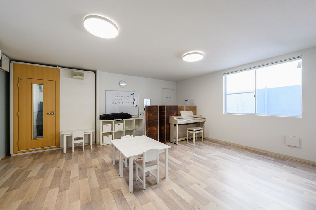 埼玉県草加市100㎡以上（30坪以上）の教育のユニットハウス・プレハブ・コンテナハウス