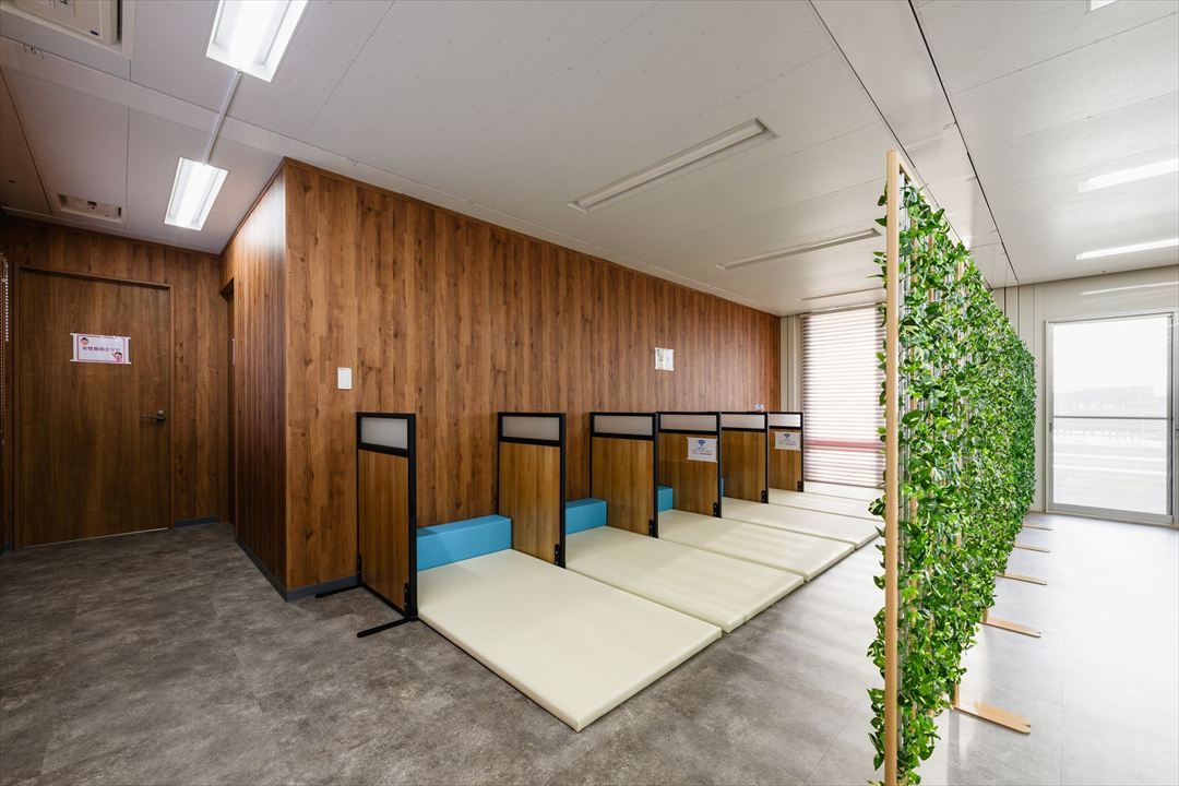 100㎡以上（30坪以上）の建設現場事務所/休憩所のユニットハウス・プレハブ・コンテナハウス、仮眠スペース