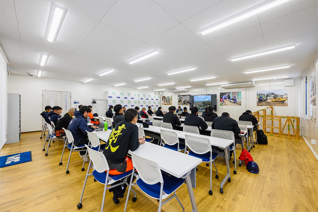 茨城県つくば市の研修施設/トイレのユニットハウス・プレハブ・コンテナハウス、内覧 研修室