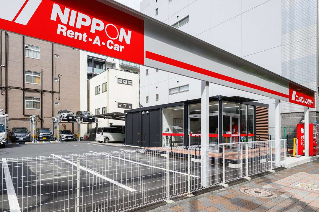 ユニットハウス・プレハブ・コンテナハウス 、 東京都大田区 の事務所 (自動車販売事務所)/店舗 (事務所兼店舗)、外観 入口
