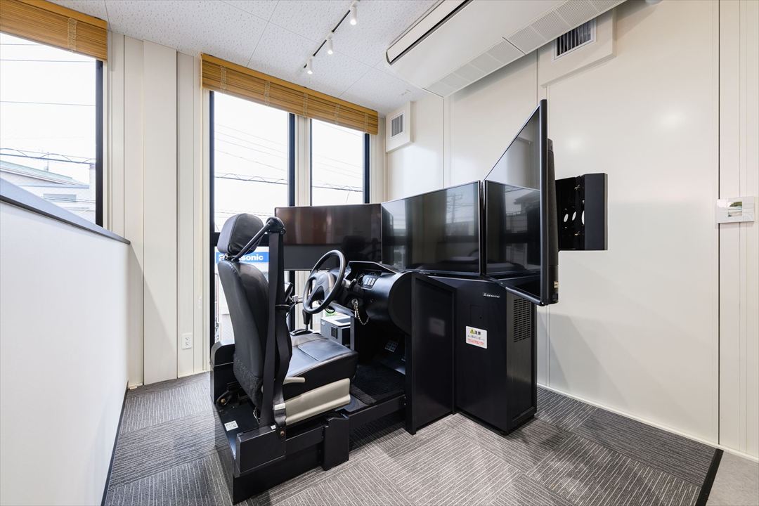 千葉県市原市100㎡以上（30坪以上）の店舗(宿泊施設)のユニットハウス・プレハブ・コンテナハウス、ドライビングシミュレーター