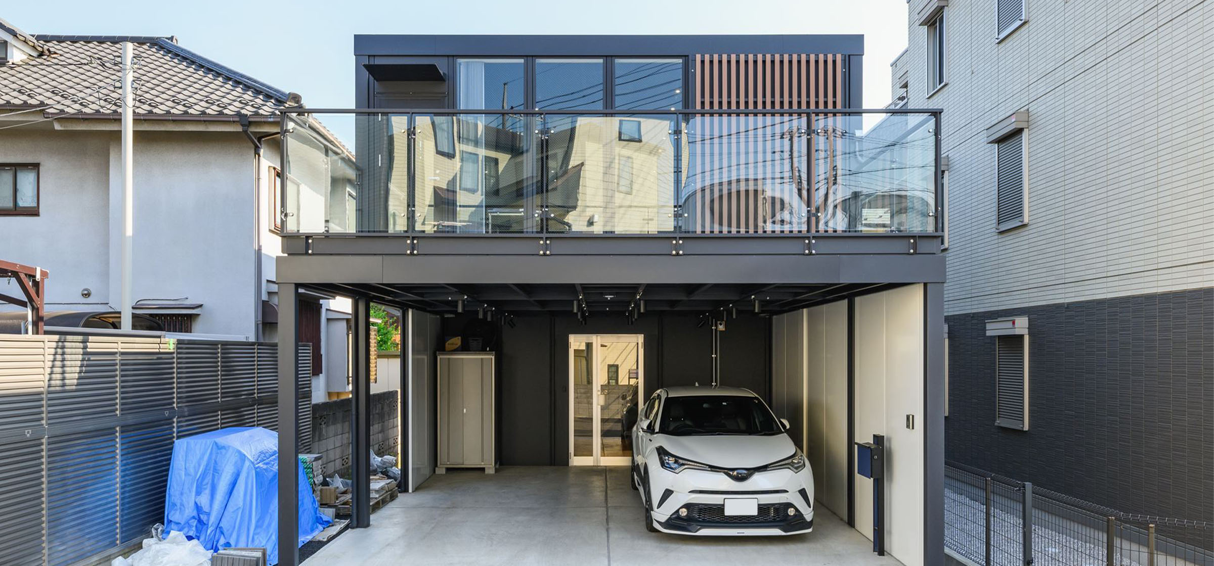 東京都府中市の事務所(会社事務所)/ガレージのユニットハウス・プレハブ・コンテナハウス