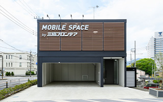 75MS1(1F:H) 3連棟 2F(MS GARAGE)の画像