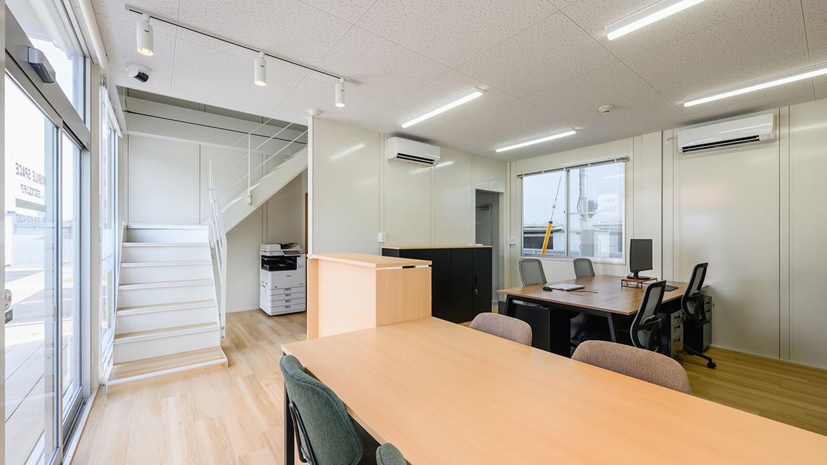 ユニットハウス・プレハブ・コンテナハウス | 宇都宮戸祭店/展示場、事務所棟 1F 内覧（57MS1 (1F:H) 3連棟 2F）