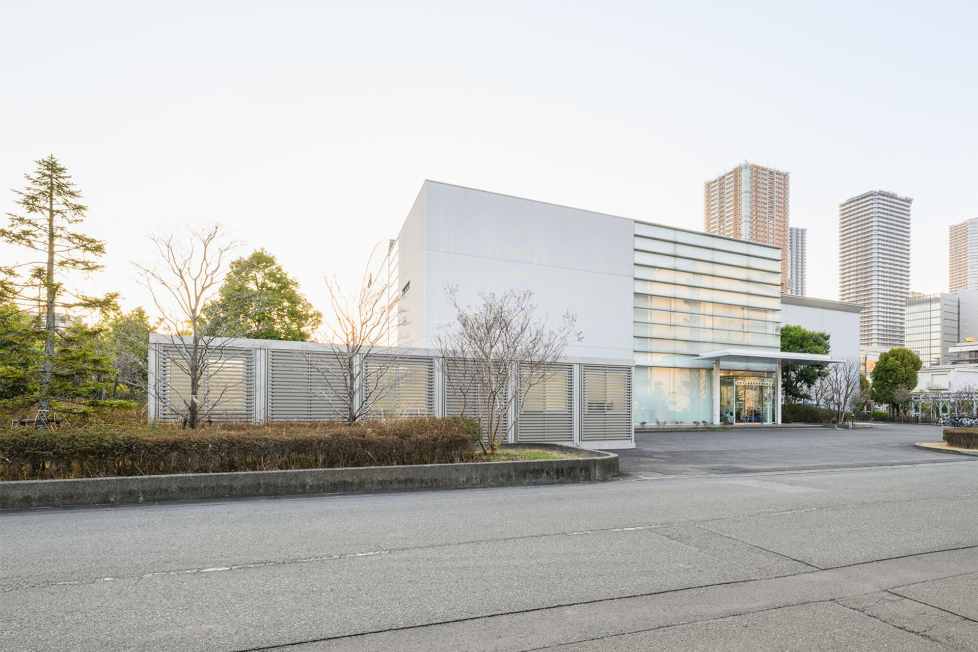 神奈川県川崎市50〜100㎡ (15〜30坪)の休憩所のユニットハウス・プレハブ・コンテナハウス、全景