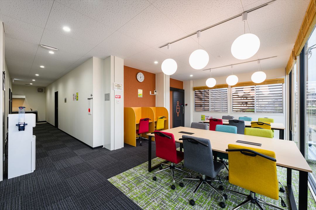 千葉県市原市100㎡以上（30坪以上）の店舗(宿泊施設)のユニットハウス・プレハブ・コンテナハウス、ラウンジ