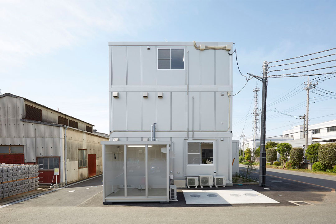 埼玉県上尾市100㎡以上（30坪以上）の事務所 (会社事務所)のユニットハウス・プレハブ・コンテナハウス、外観 左側面