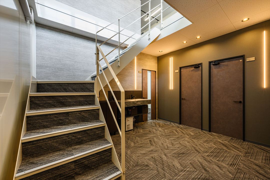 愛知県名古屋市100㎡以上（30坪以上）の事務所(会社事務所)/倉庫のユニットハウス・プレハブ・コンテナハウス